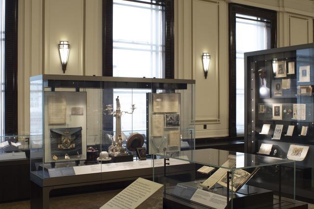 Charity, Three centuries of English freemasonry, North Gallery, 2020 ©Museum of Freemasonry, London