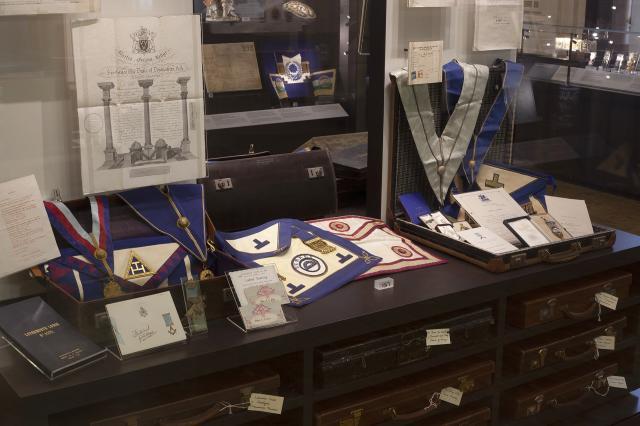 Suitcase stories, Three centuries of English freemasonry, North Gallery, 2020 ©Museum of Freemasonry, London