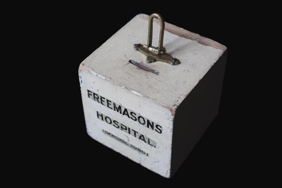 Royal Masonic Hospital donations box ©Museum of Freemasonry, London