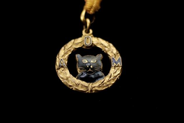 Black cat jewel ©Museum of Freemasonry, London