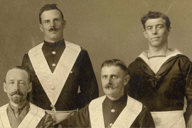 Gastvrijheid Lodge No113 founding officers (1915) ©Museum of Freemasonry
